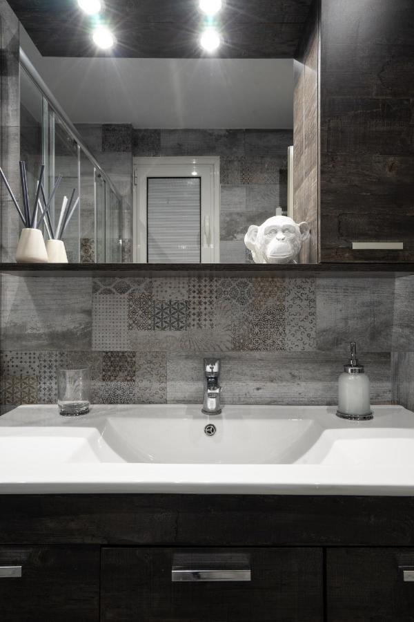 Black Pearl Apt In Koukaki Athen Exterior foto